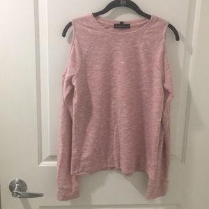 Derek ❤️ heart cold shoulder top - L